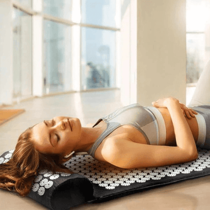rejuvnate™ Acupressure Mat